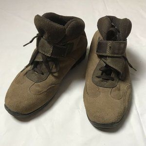 P. MILLER FOOTWEAR- Pitstop Shoes-Mens Size 10.5M